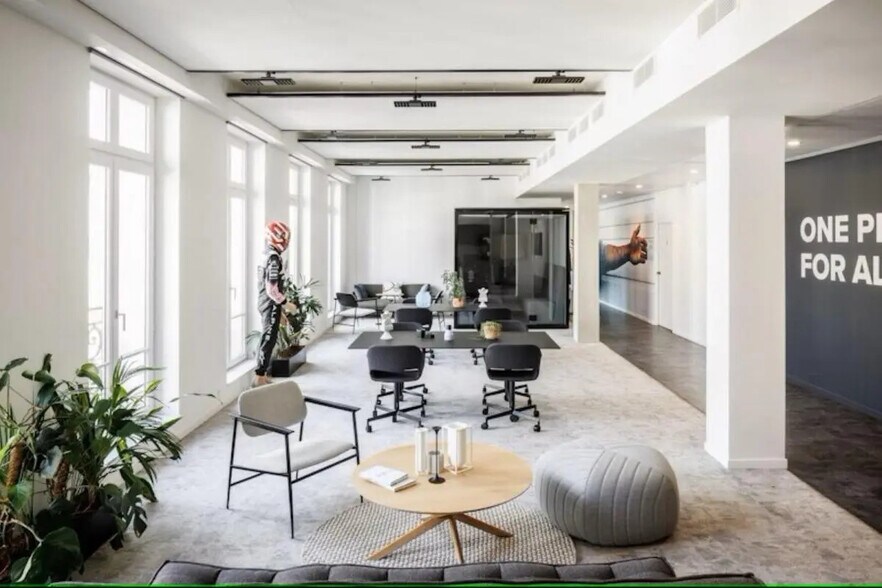 Bureau dans Paris à louer - Photo de l’immeuble – Image 2 sur 10