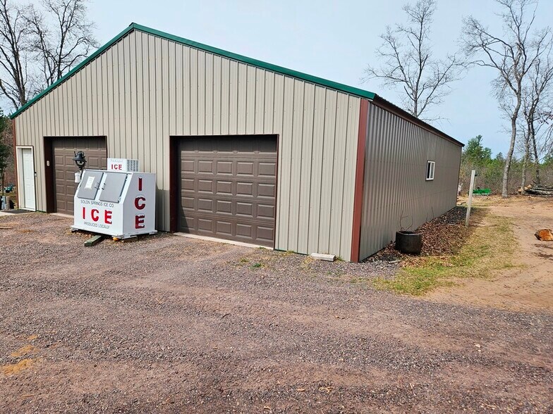 7440 E County Road Y, Gordon, WI à vendre - Photo de l’immeuble – Image 3 sur 12