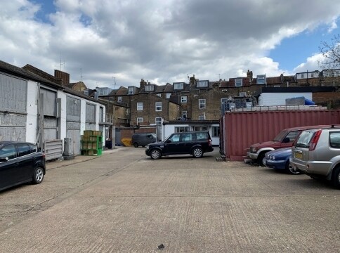 1-12 Sybil Mews, Londres à louer - Photo de l’immeuble – Image 3 sur 9