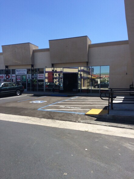 1305-1307 Broadway, El Cajon, CA à louer - Photo de l’immeuble – Image 3 sur 7