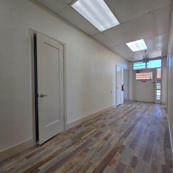 2634-2648 International Blvd, Oakland, CA à louer - Photo de l’immeuble – Image 2 sur 11