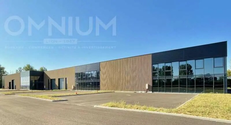 Bureau dans Ambérieux à louer - Photo de l’immeuble – Image 1 sur 8