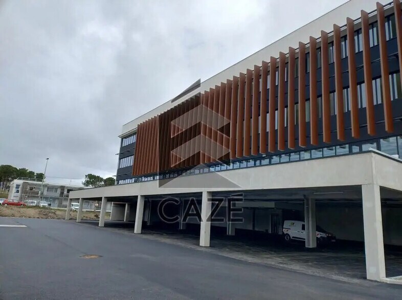 Bureau dans Mérignac à louer - Photo de l’immeuble – Image 1 sur 8