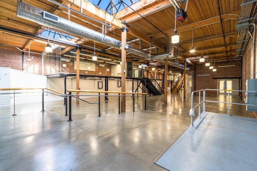75 14th St, San Francisco, CA à louer - Photo de l’immeuble – Image 3 sur 6