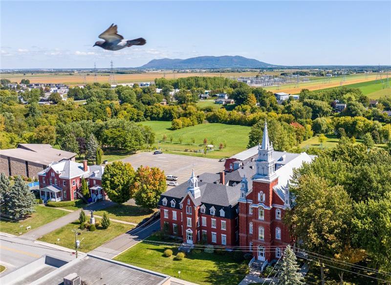 1395 Rue Notre-Dame, Saint-cesaire, QC à vendre - Photo de l’immeuble – Image 3 sur 27