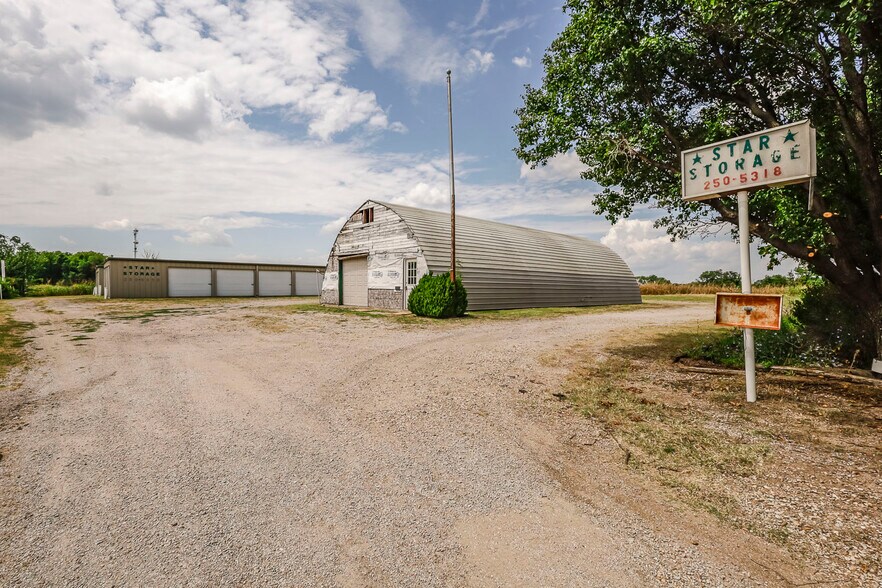 201 W Silknitter St, Rose Hill, KS à vendre - Photo de l’immeuble – Image 2 sur 20