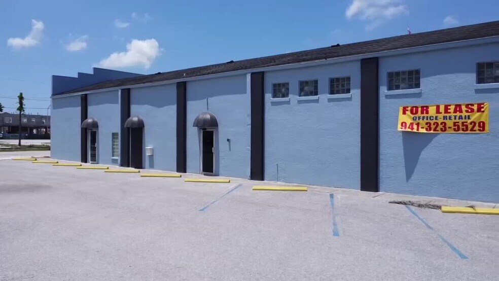 811 Manatee Ave W, Bradenton, FL à louer - Vidéo sur l’annonce professionnelle – Image 3 sur 7