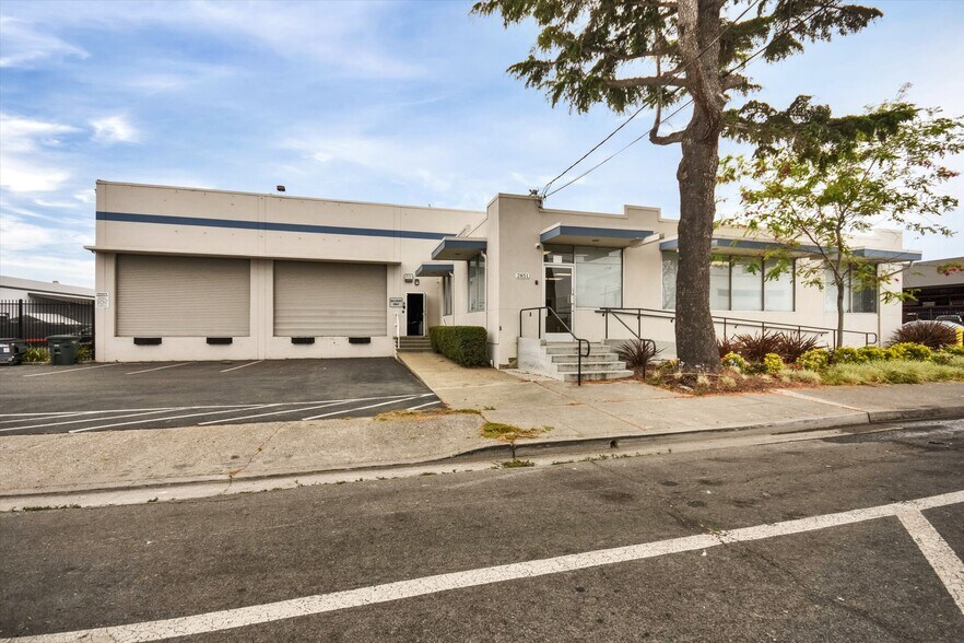 2851 Alvarado St, San Leandro, CA à vendre - Photo de l’immeuble – Image 3 sur 85