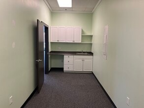 840 N Park Rd, Wyomissing, PA à louer Photo de l’immeuble– Image 2 sur 6