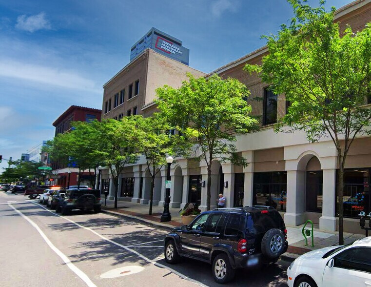 203 W Wayne St, Fort Wayne, IN à louer - Photo de l’immeuble – Image 2 sur 7