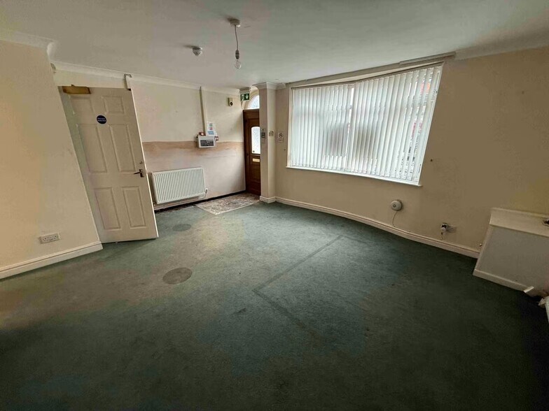 87-89 Nantwich Rd, Crewe à vendre - Photo intérieure – Image 3 sur 8