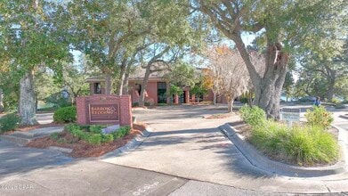 220 Mckenzie Ave, Panama City, FL à vendre Photo intérieure– Image 1 sur 44