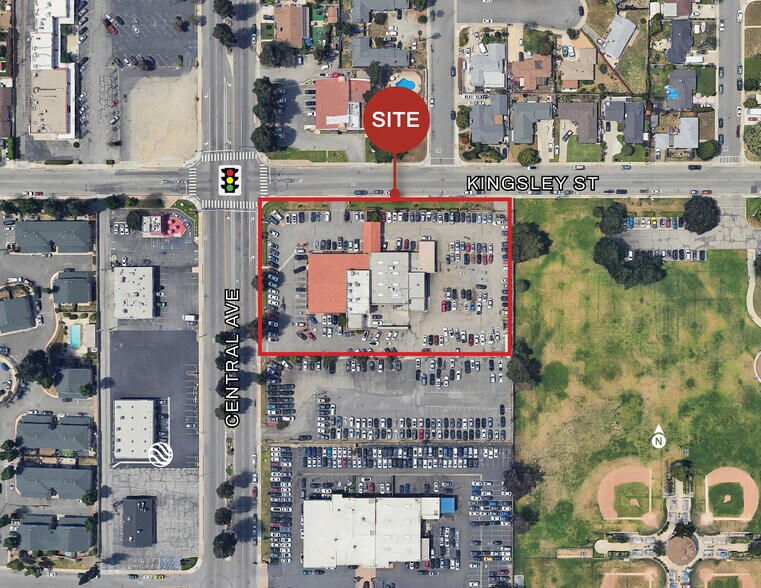 10325 Central Ave, Montclair, CA à louer - Photo de l’immeuble – Image 3 sur 69