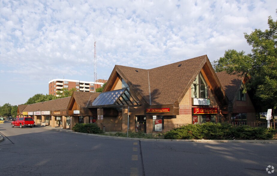 4040 Creditview Rd, Mississauga, ON à louer - Photo de l’immeuble – Image 2 sur 19