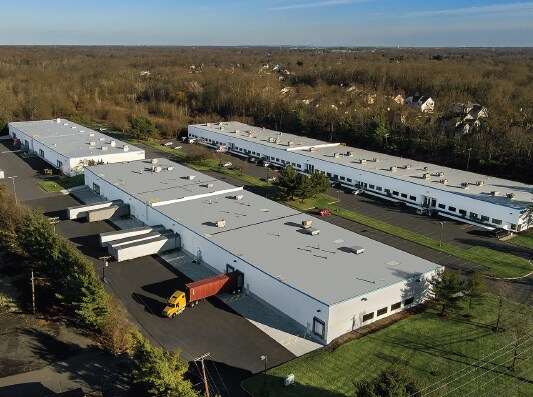 51 Stouts Ln, Monmouth Junction, NJ à louer - Photo de l’immeuble – Image 1 sur 6