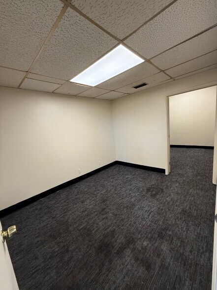 4517-4525 Hollywood Blvd, Hollywood, FL à louer - Photo intérieure – Image 3 sur 16