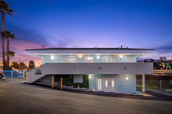 5200 Lake Murray Blvd, La Mesa, CA à louer Photo principale– Image 1 sur 18