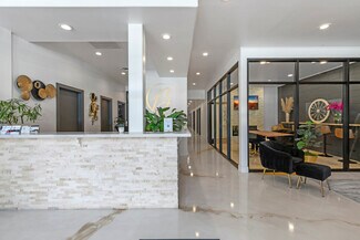 Plus de détails pour 823 15th St, Modesto, CA - Bureau à louer