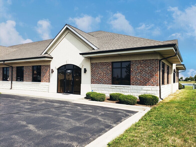16001-16009 Executive Dr, Crest Hill, IL à louer - Photo de l’immeuble – Image 3 sur 19