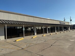 707 Grand Caillou Rd, Houma, LA à louer Photo de l’immeuble– Image 1 sur 11