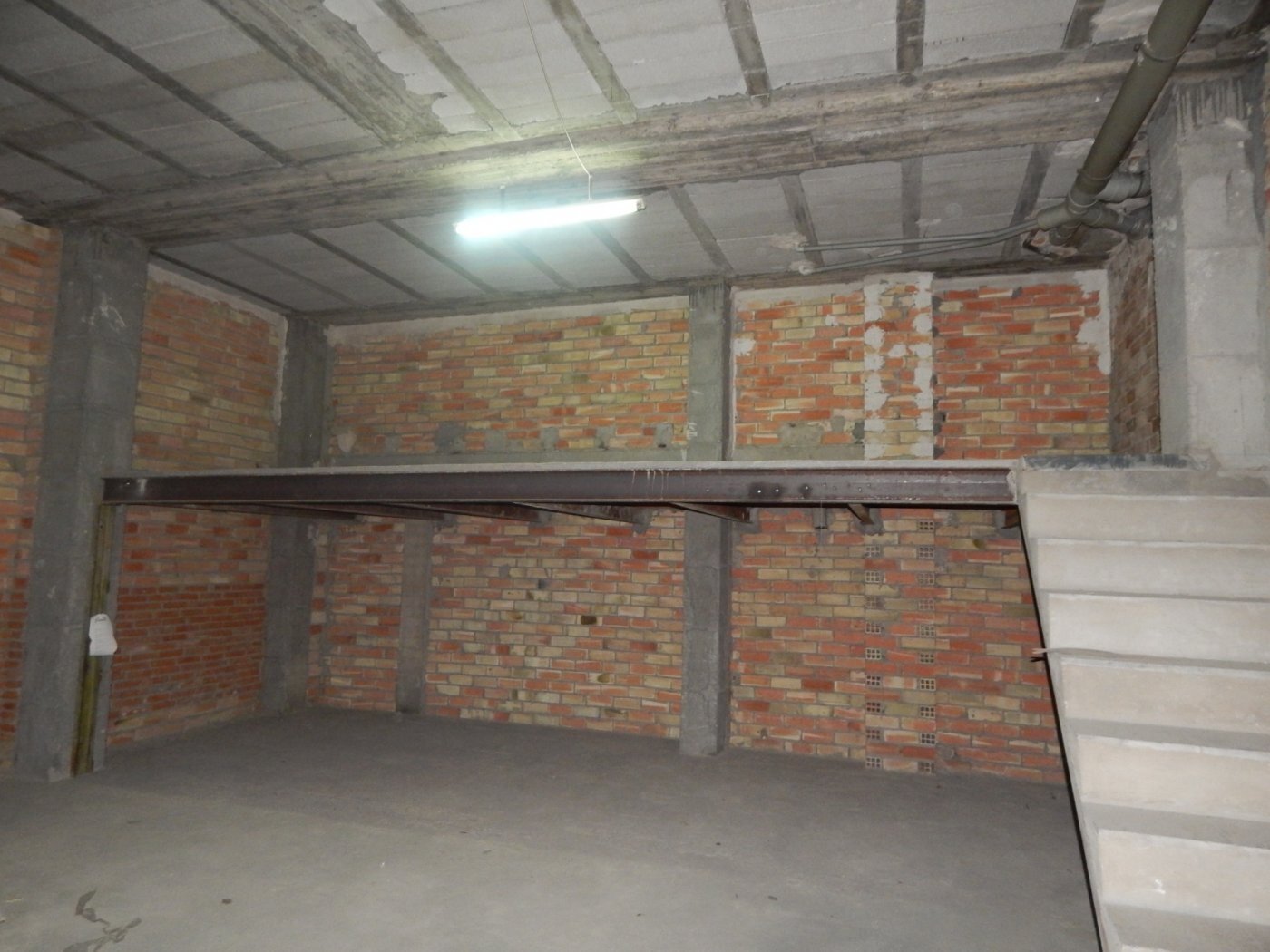 Local commercial dans Ontinyent, Valencia à louer Photo de l’immeuble– Image 1 sur 7