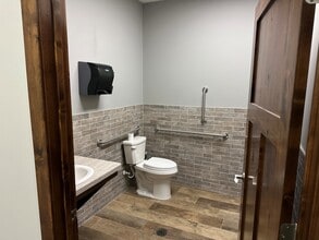 13654 Van Buren St NE, Ham Lake, MN à louer Photo intérieure– Image 2 sur 7