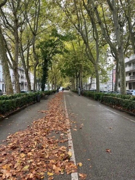 Bureau dans Tours à louer - Photo de l’immeuble – Image 2 sur 9