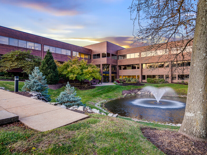 9735 Landmark Parkway Dr, Sunset Hills, MO à louer - Photo de l’immeuble – Image 1 sur 11