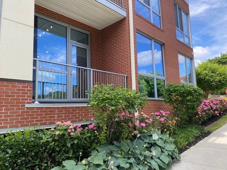 75 S Franklin St, Nyack, NY à louer - Photo de l’immeuble – Image 3 sur 14