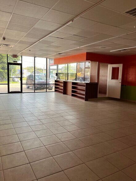 4307 Red Bluff Rd, Pasadena, TX à louer - Photo intérieure – Image 3 sur 7