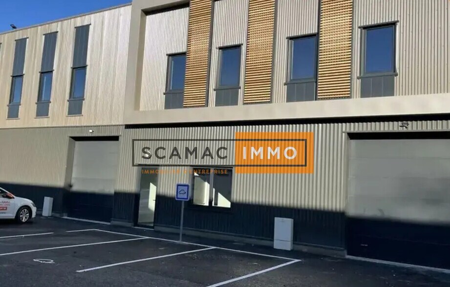 Industriel/Logistique dans Les Mureaux à louer - Photo de l’immeuble – Image 2 sur 4