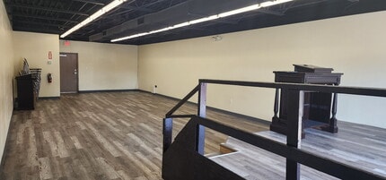 12104-12108 N Nebraska Ave, Tampa, FL à louer Photo intérieure– Image 2 sur 3