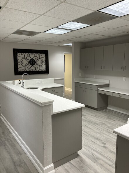 900 Pine St, Englewood, FL à vendre - Photo de l’immeuble – Image 2 sur 19
