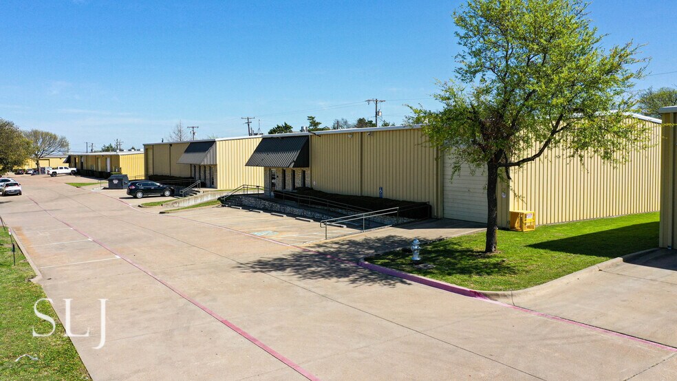 Still Meadow Industrial Park portefeuille de 18 biens à vendre sur LoopNet.fr - Photo principale – Image 1 sur 20