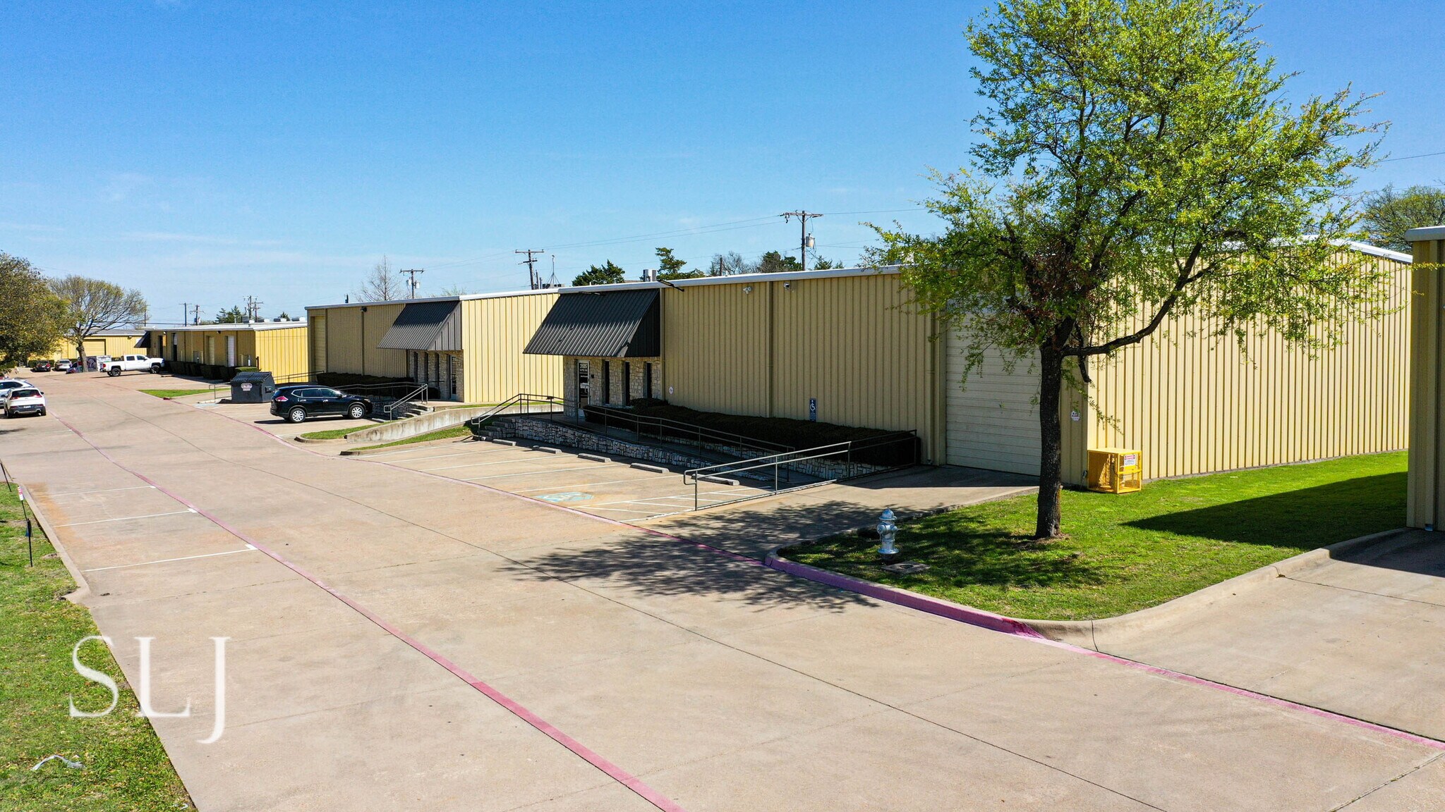 Still Meadow Industrial Park portefeuille de 18 biens à vendre sur LoopNet.fr Photo principale– Image 1 sur 21