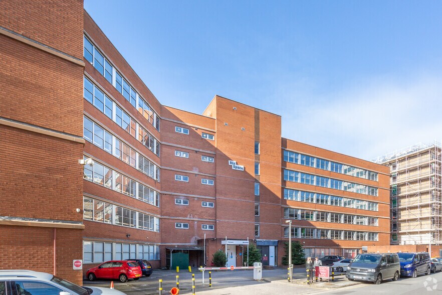 5 Fitzalan Pl, Cardiff à louer - Photo de l’immeuble – Image 3 sur 24