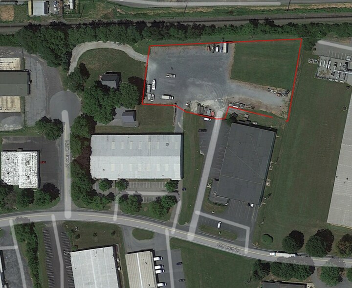 255 Plane Tree Dr, Lancaster, PA à louer - Photo principale – Image 1 sur 3
