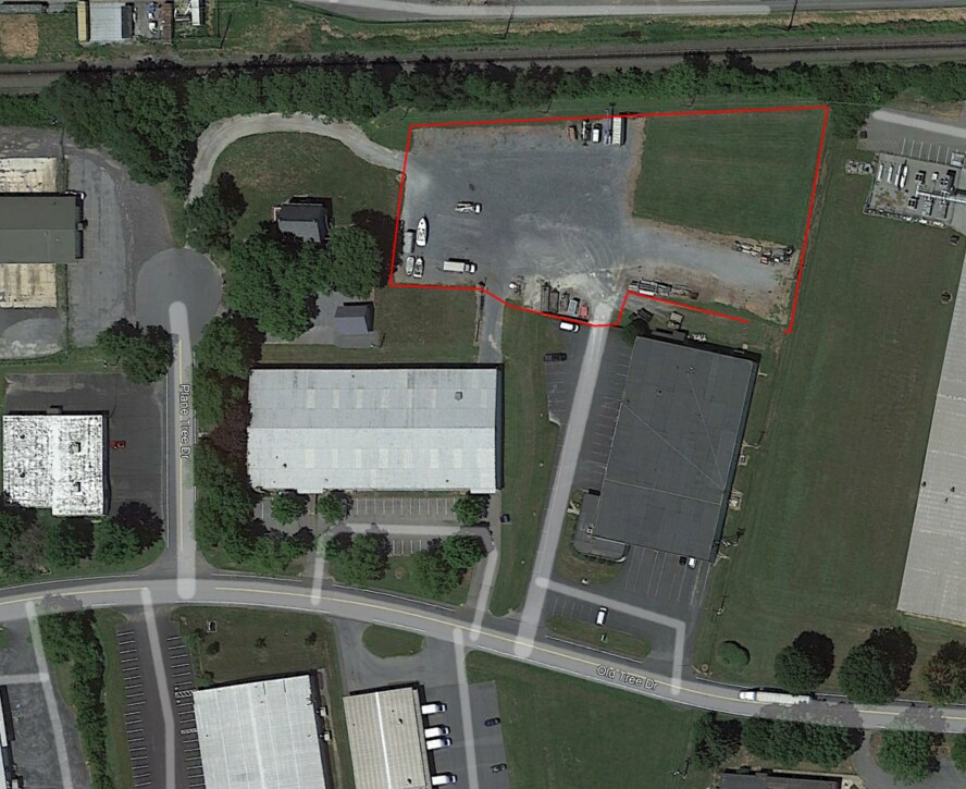 255 Plane Tree Dr, Lancaster, PA à louer Photo principale– Image 1 sur 4