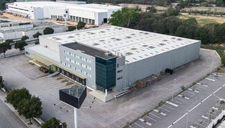 Plus de détails pour Bureau, Industriel/Logistique à louer