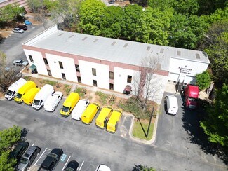Plus de détails pour 4708 S Old Peachtree Rd, Norcross, GA - Industriel/Logistique à vendre