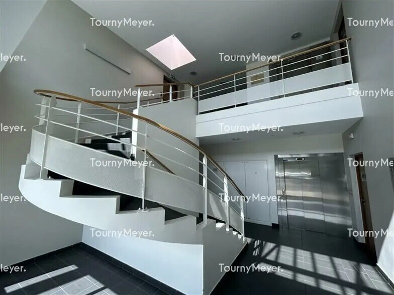 Bureau dans Nantes à louer - Photo de l’immeuble – Image 2 sur 9