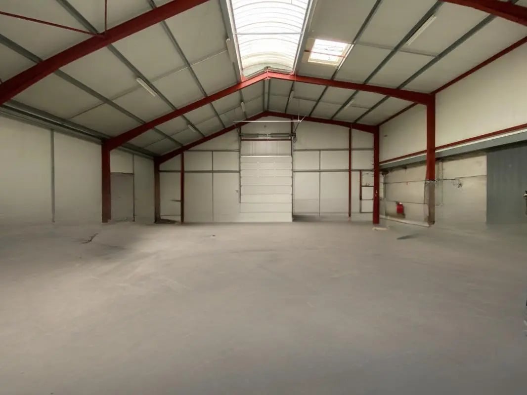 Local d'activités dans Houplin-Ancoisne à vendre Photo intérieure– Image 1 sur 6