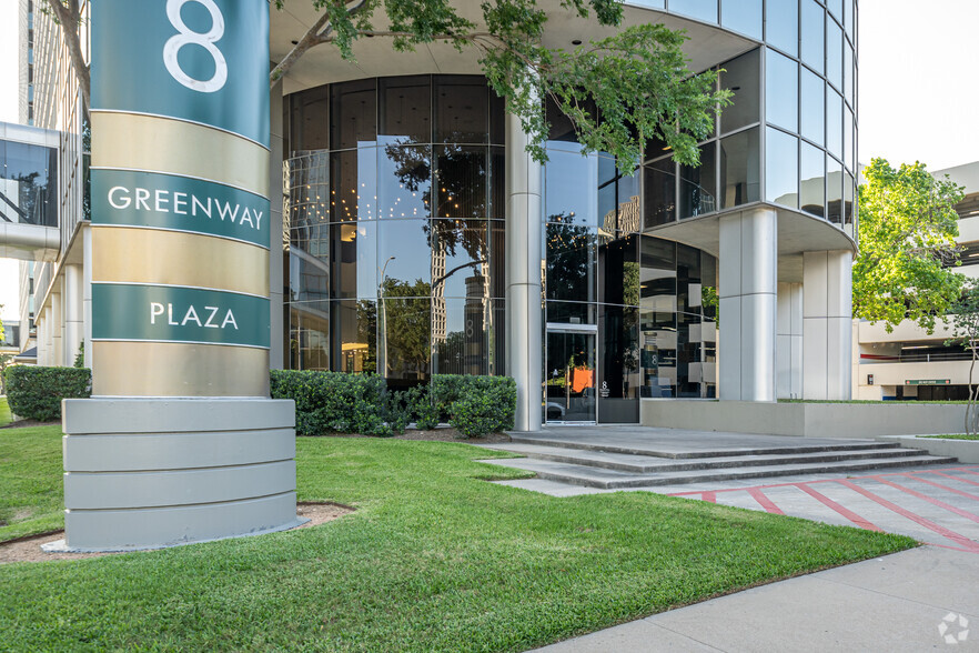 8 Greenway Plz, Houston, TX à louer - Photo de l’immeuble – Image 2 sur 17
