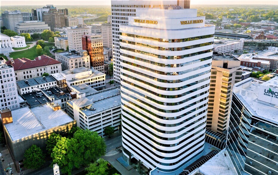 901 E Cary St, Richmond, VA à louer - Aérien – Image 1 sur 34