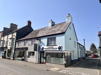 Plus de détails pour 10 Stone St, Llandovery - Bureau à louer