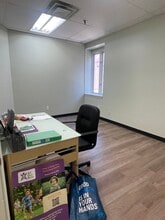 4 Open Square Way, Holyoke, MA à louer Photo intérieure– Image 2 sur 6