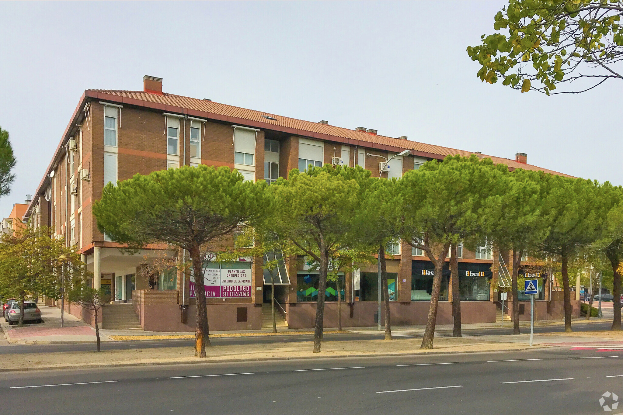 Immeuble residentiel dans Tres Cantos, Madrid à vendre Photo principale– Image 1 sur 3