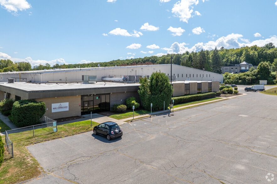 100 Hartwell St, West Boylston, MA à louer - Photo principale – Image 1 sur 5