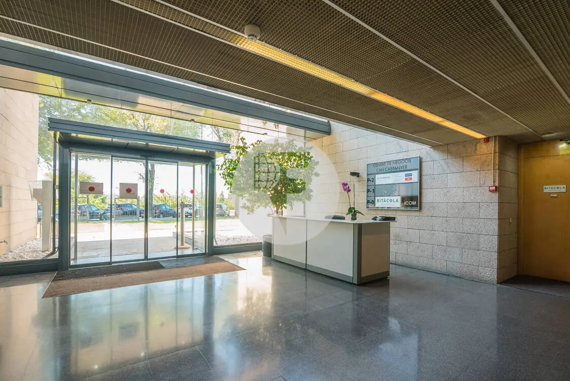 Bureau dans Sant Cugat del Vallès, Barcelona à louer Photo intérieure– Image 1 sur 15