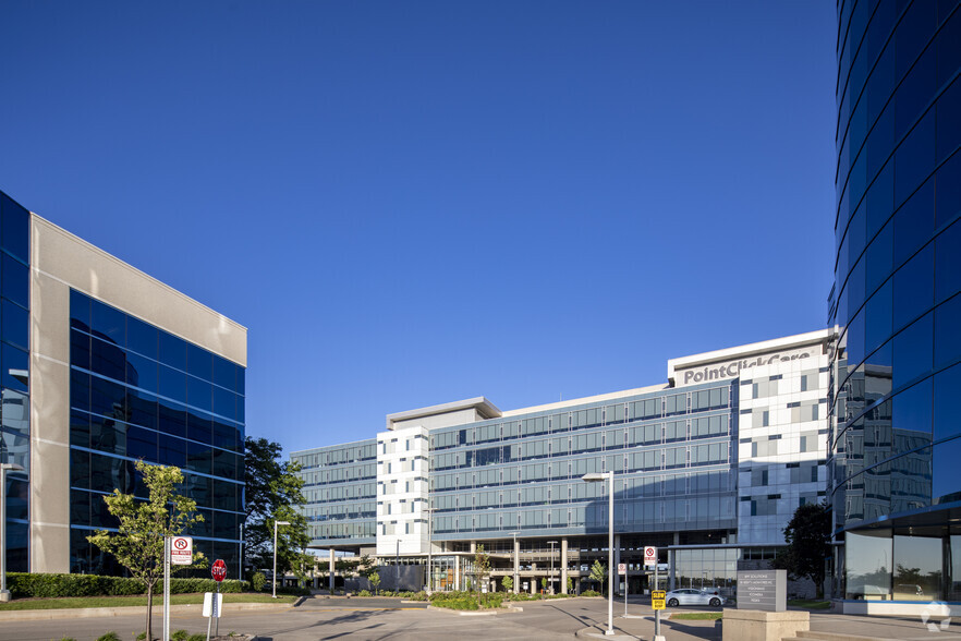5550-5570 Explorer Dr, Mississauga, ON à louer - Photo de l’immeuble – Image 3 sur 3
